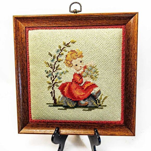 VTG Framed Little Blonde Girl Needlepoint Square Wall Decor Garner Muscatine, IA - Picture 1 of 11